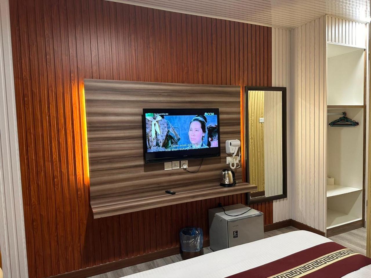Ss Hotel 세렘반 외부 사진